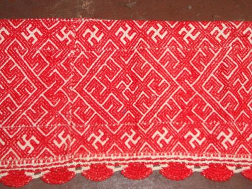 Мы продолжаем небольшой рассказ Светланы Соколовой о своих предках и бабушках - рукодельницах. 01