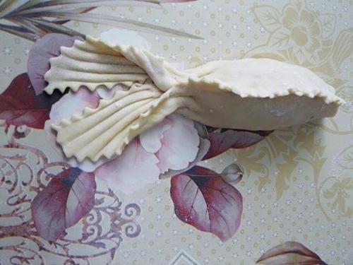 Манты в виде рыбок. 05