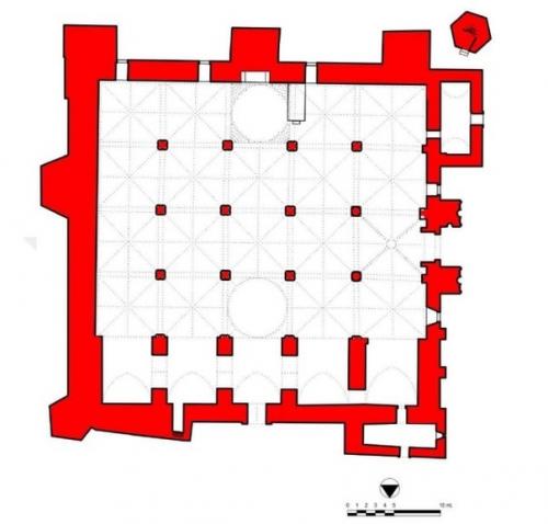 Главная достопримечательность аксарая мечеть улу (Ulu Camii), памятник сельджукской архитектуры, построена в 1409 году! 06
