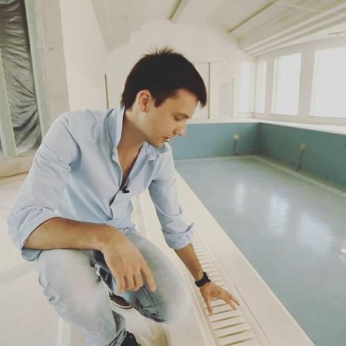 Бассейн в загородном доме 1500 метров на стадии реализации. 05