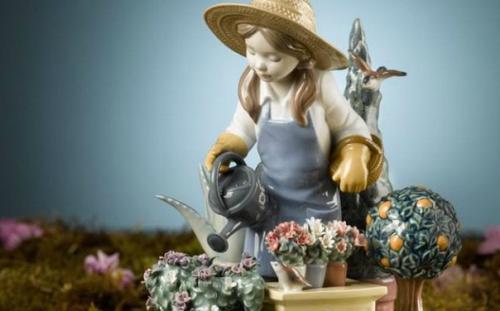 Разнообразные статуэтки были популярны во все времена, начиная от пещер и мамонтов.