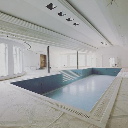 Бассейн в загородном доме 1500 метров на стадии реализации. 04