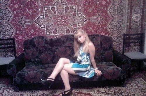 У каждой советской девушки непременно должно было быть фото на фоне ковра! 05 У каждой советской девушки непременно должно было быть фото на фоне ковра! 05