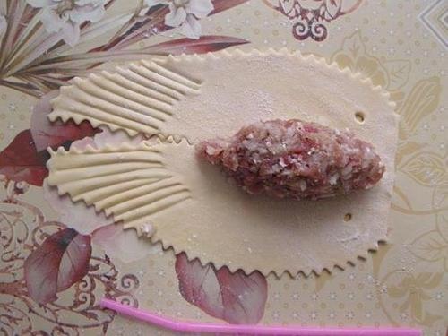 Манты в виде рыбок. 04