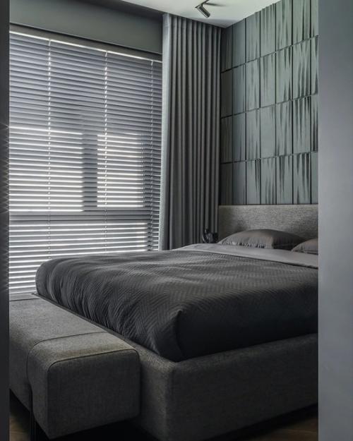 Маленькие квартиры зачастую оформляют в светлых тонах, чтобы визуально расширить помещение. 06