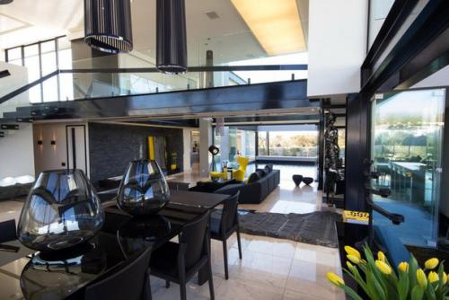 Очень крутой частный особняк в южной Африке от Nico van der Meulen Architects! 08