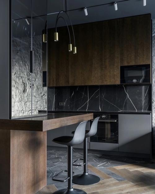 Маленькие квартиры зачастую оформляют в светлых тонах, чтобы визуально расширить помещение. 03