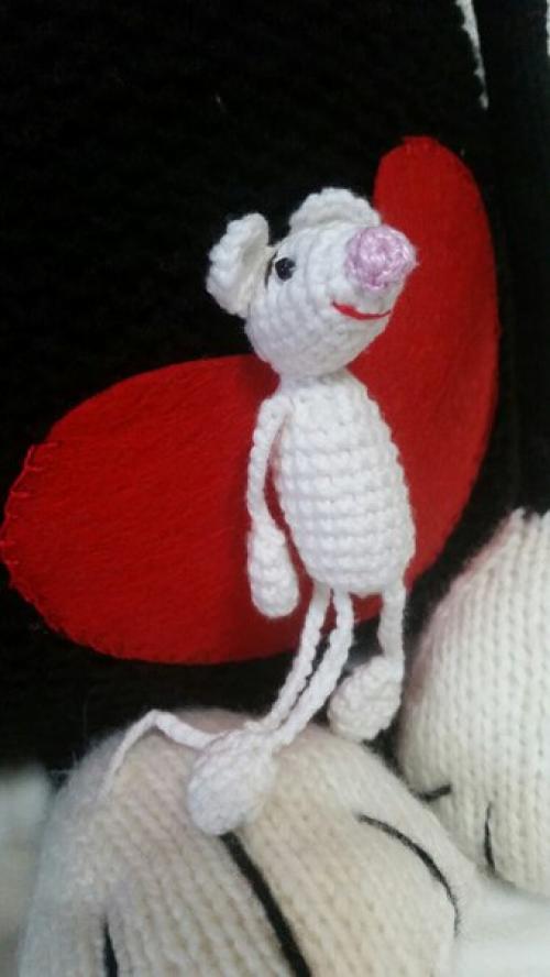 Котоподушка?  Котоподушка - является не только игрушкой, мягким другом, но и эксклюзивным предметом интерьера. 04