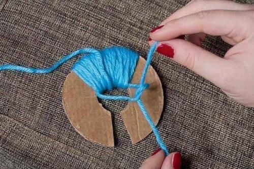 Новогодняя елочка из помпонов? 04