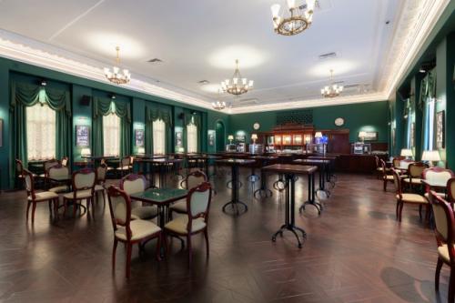 16 ноября - счёт в пользу главного художника театра имени Евгения Вахтангова, заслуженного художника России Максима обрезкова - 5: 0! 05