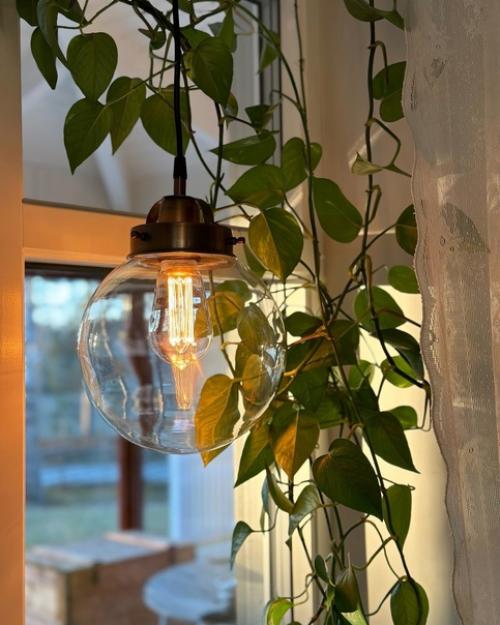 Оконная лампа - один из главных трендов в освещении в 2023 году. 03