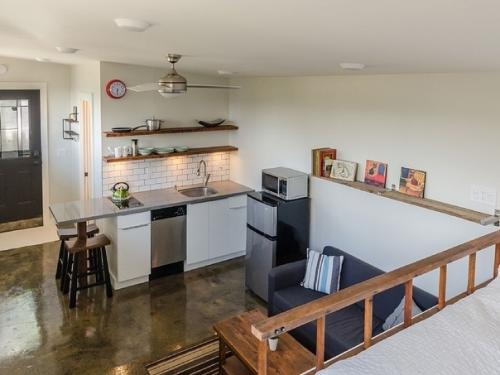 Площадь этого домика всего (23 кв. 07