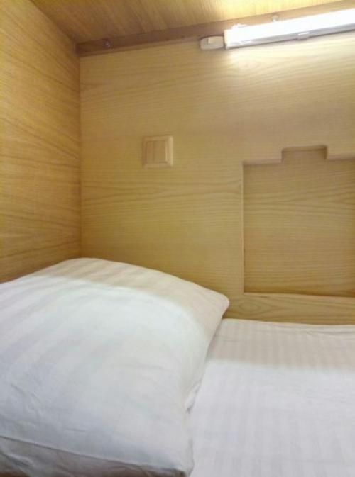 В центре города Львова, в 100 шагах от оперного театра. 05