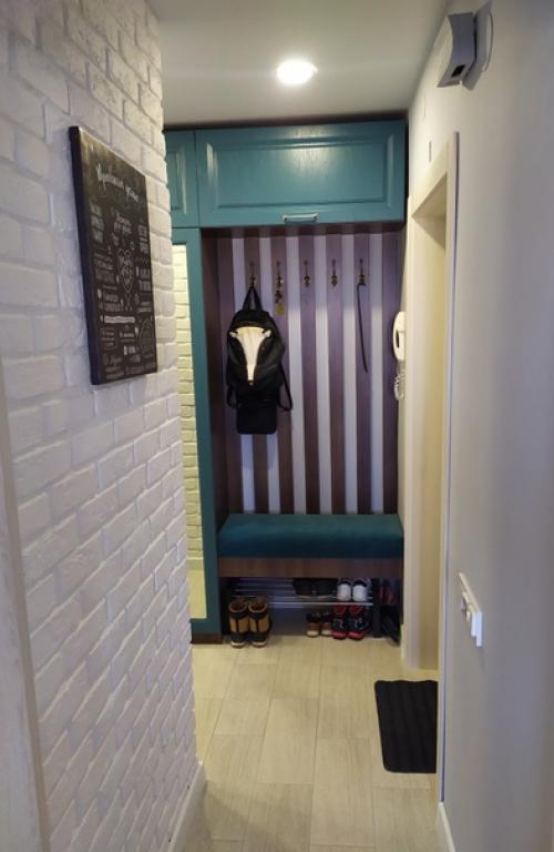 А еще нашу прихожую покажу. 05