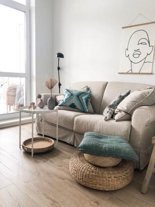 Всем привет!  Это маленькая квартира, 50 кв. 07