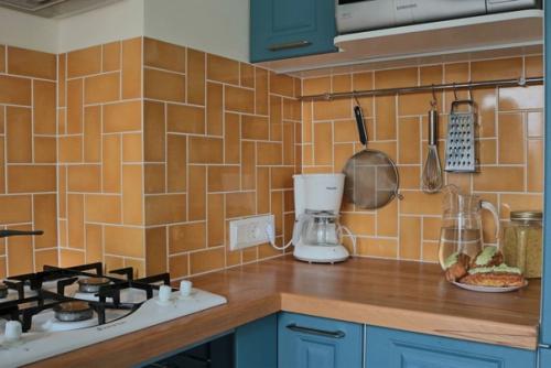 Интерьер кухни площадью 8 кв. 05