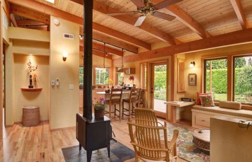 Современный экодом руками мастера. 09