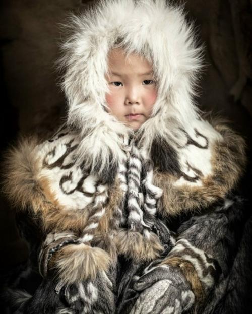 Эти наряды - не просто красивая одежда. 03