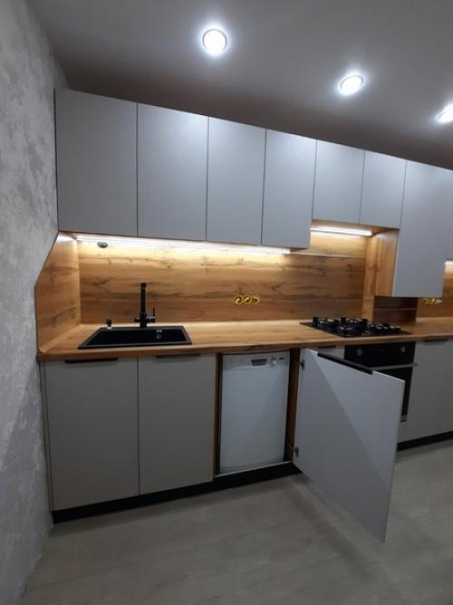 Новая красивая прямая кухня от. 04