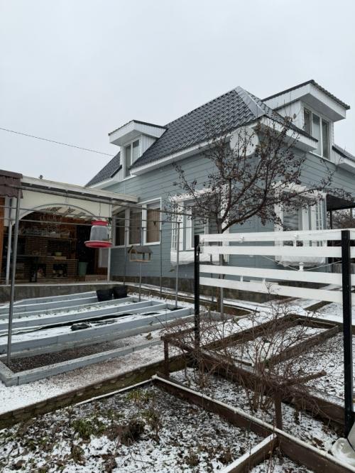 На даче. До сих пор не убрали сервировку стола. 06 На даче. До сих пор не убрали сервировку стола. 06