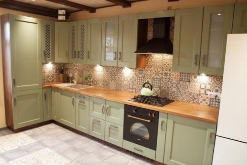 Собрал кухню.  Решил, что так будет бюджетнее и надежнее. 04