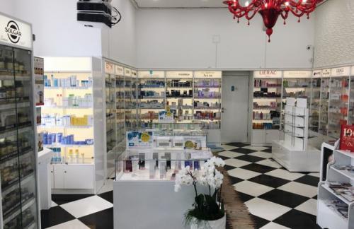 Топ -5 самых красивых аптек Москвы. 04