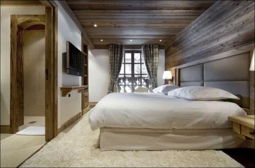 Chalet Les Gentianes 1850 - элегантно оборудованный отель, являющийся частью горнолыжного курорта куршевель во французских Альпах. 07