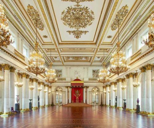 10 залов эрмитажа с самыми красивыми потолками. 06