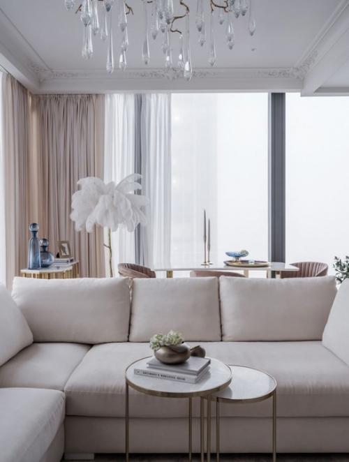 Интерьер кухни - гостиной в светлых пастельных тонах. 05