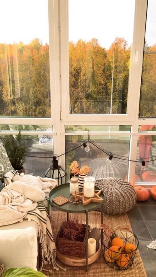 Всем привет!  Это маленькая квартира, 50 кв. 01