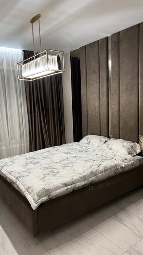 Красивая кровать - это не только предмет мебели, но и настоящий центр притяжения внимания в комнате. 03