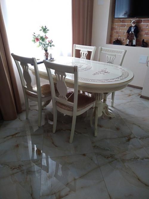 Увидев такую красоту похожую на дворец на крымской, у меня улыбка не сходила с лица! 04