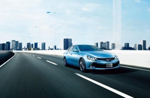 Toyota Mark X 2016 - 2017 2-й рестайлинг. 04