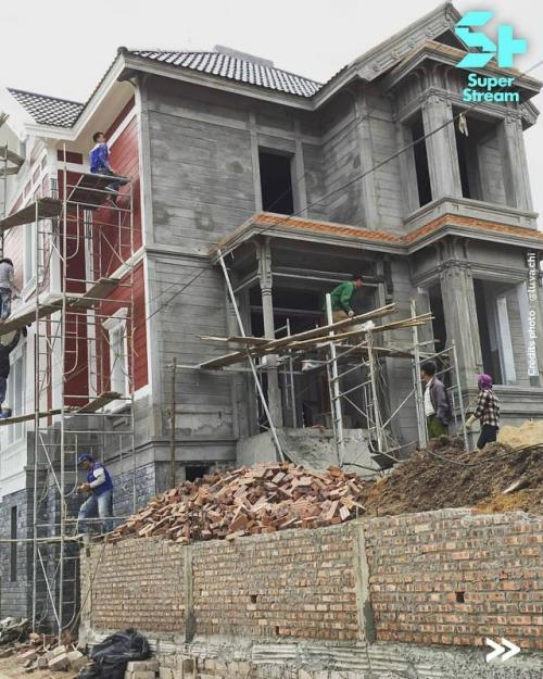 Во Вьетнаме поклонник зачарованных себе точную копию известного поместья построил. 02