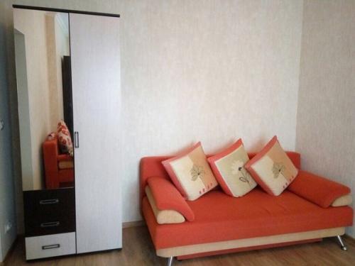 1 ком квартира сдается по ул. фабричная 5 район маяка. 02