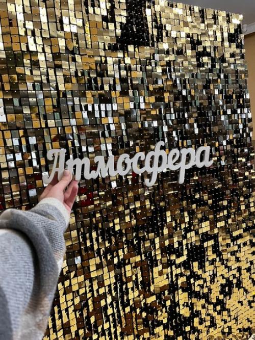 Я хочу поблагодарить прошедший год за то, что добавил в мою копилку теплых воспоминаний, ярких впечатлений и запоминающихся событий. 02