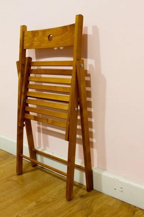 Новый год - время застолья и больших компаний. 02