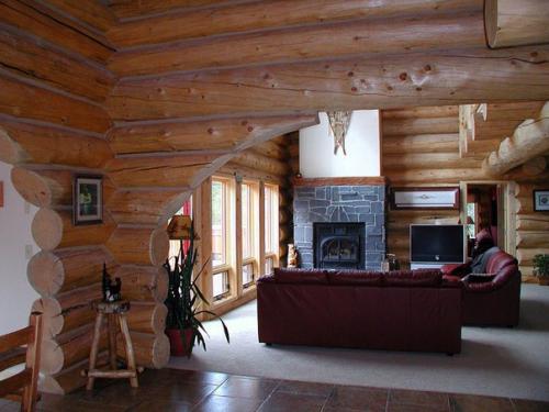 Дизайн интерьера деревянного дома, оформление деревянного дома. 03