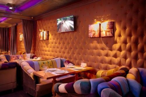 8 лучших ресторанов с караоке. 03