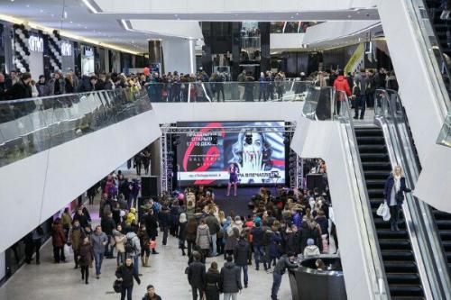 В центре Минска открыли шестиэтажный трц Galleria Minsk. 01