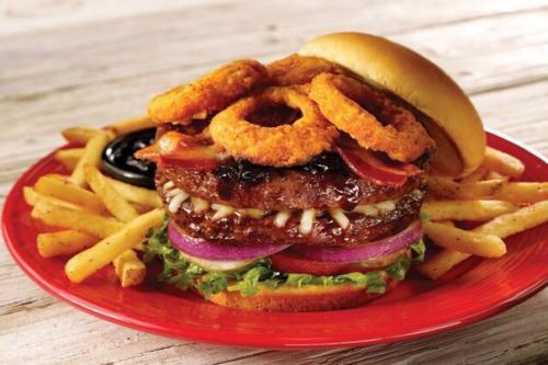 Где отведать лучшие бургеры в Москве? 03