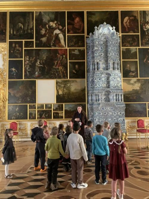 Мудрое решение - провести выходной в кругу друзей, в музее. 01 Мудрое решение - провести выходной в кругу друзей, в музее. 01