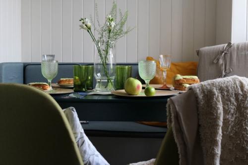 Интерьер кухни площадью 8 кв. 06