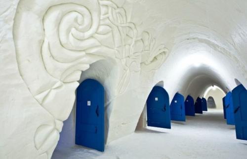 Гостиница, которую строят каждый год. 06