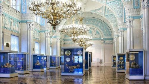 10 залов эрмитажа с самыми красивыми потолками. 04