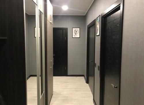 Интерьер в чёрно-белом цвете. 02