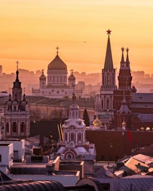 25 декабря христиане, живущие по григорианскому календарю, отмечают рождество. 08 25 декабря христиане, живущие по григорианскому календарю, отмечают рождество. 08