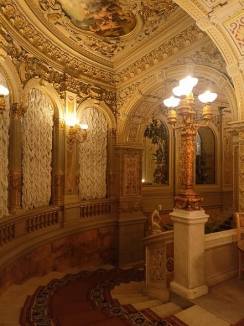 Пришло время обеда. 02