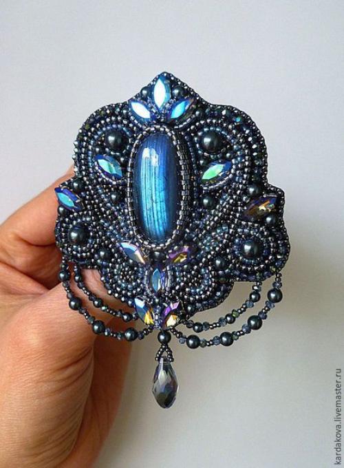 * Украшение или талисман? 07