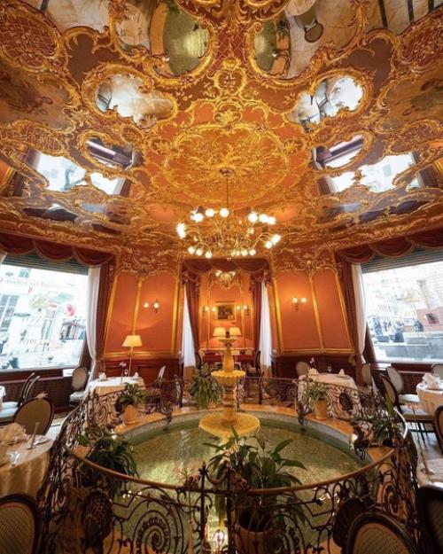 25 декабря христиане, живущие по григорианскому календарю, отмечают рождество. 07 25 декабря христиане, живущие по григорианскому календарю, отмечают рождество. 07